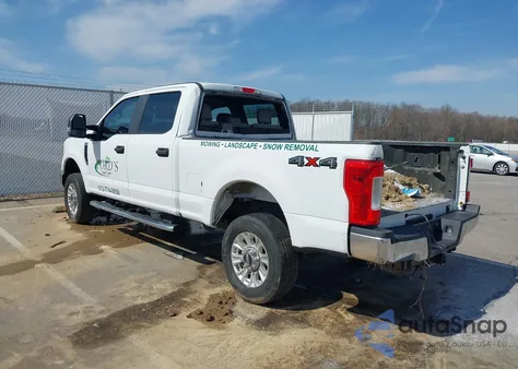 2017 Ford F-250 Xl из США, поврежденный, VIN 1FT7W2B61HEC00975